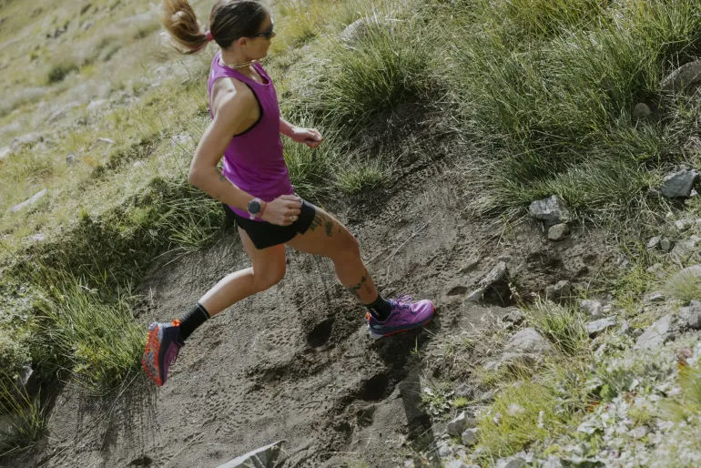 Altra Womens Lone Peak 9+ Trail Shoes - Black