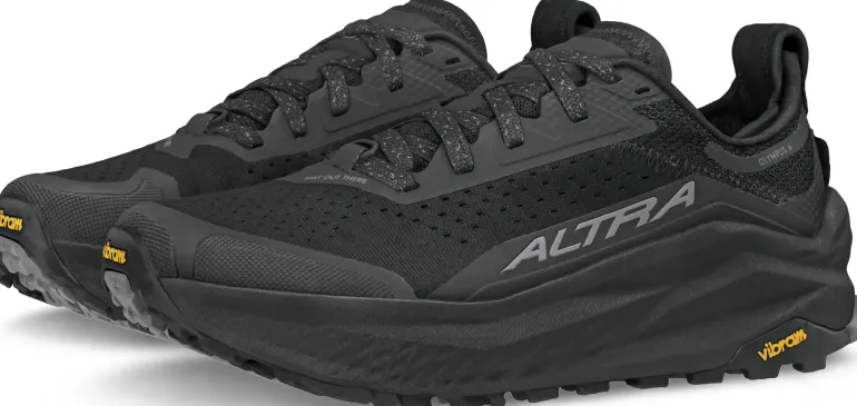 Altra Womens Olympus 6 Trail Shoes - Black-Black