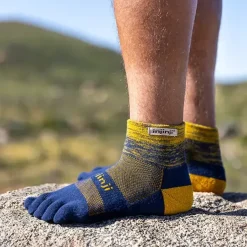 Injinji Mens Trail Midweight Mini Crew Toe socks - Moonlit