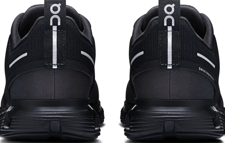 ON Womens Cloud 6 Waterproof Shoes - Black-Black