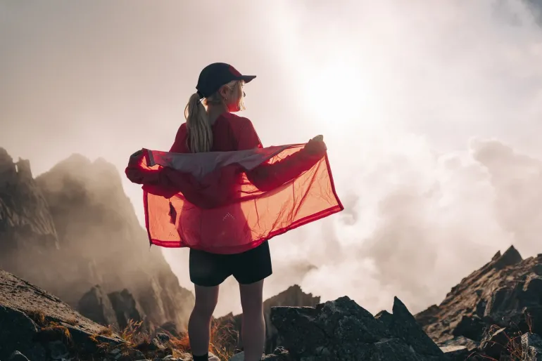 Rab Womens Phantom Jacket - Hibiscus